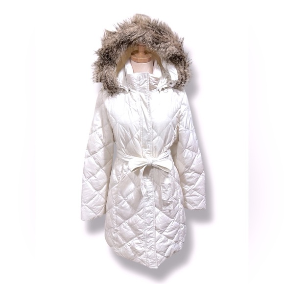 Eddie Bauer Cream Quilted Goose Down Hooded Faux Fur Belted Jacket Size Large - Picture 10 of 12